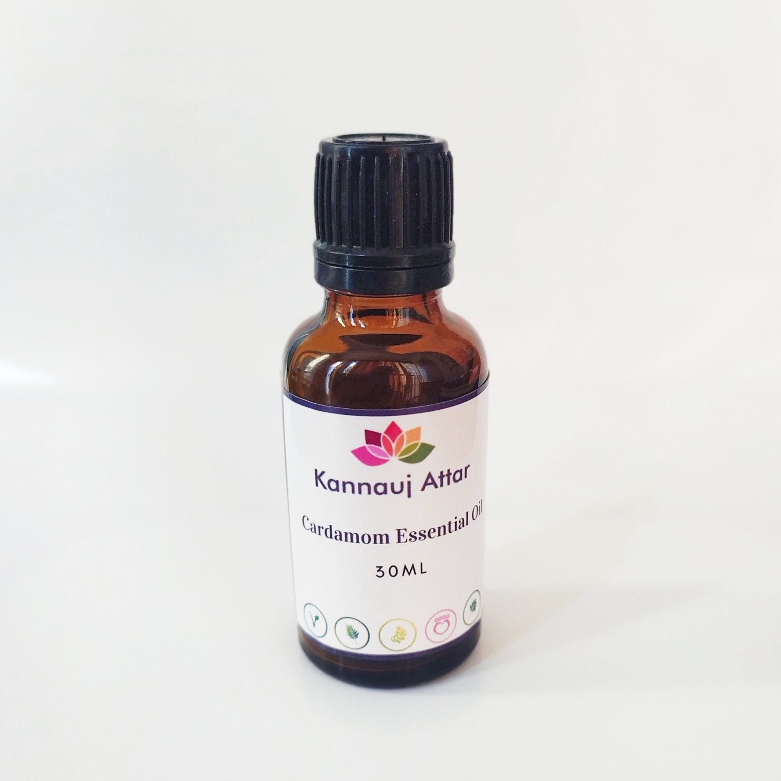 Buy Wholesale Cardamom Oil - Kannauj Manufacturer